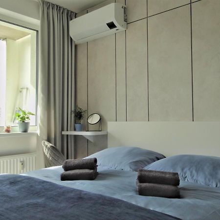 Top Urban Apartment - Free Parking, Green Energy, Modern Style براتسيلافا المظهر الخارجي الصورة