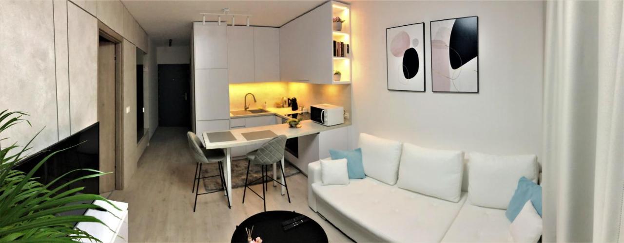 Top Urban Apartment - Free Parking, Green Energy, Modern Style براتسيلافا المظهر الخارجي الصورة